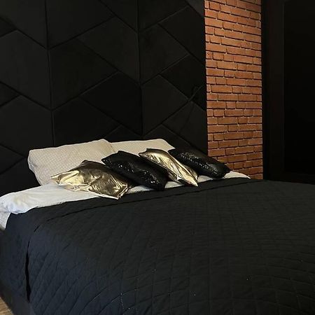 Apartament Manufaktura Z Bezplatnym Parkingiem Apartment Лодз Екстериор снимка
